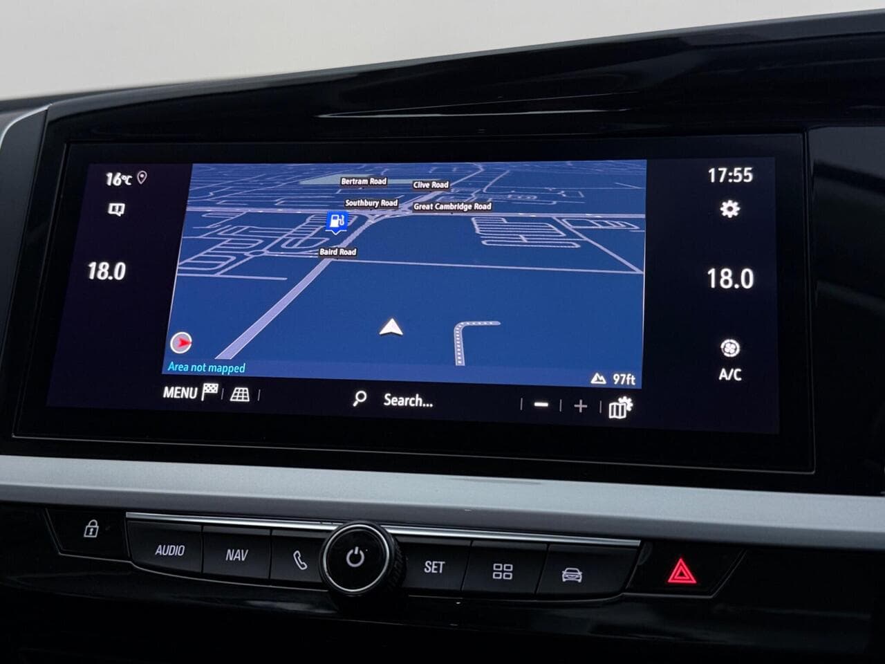 Vauxhall Grandland thumbnail Infotainment System