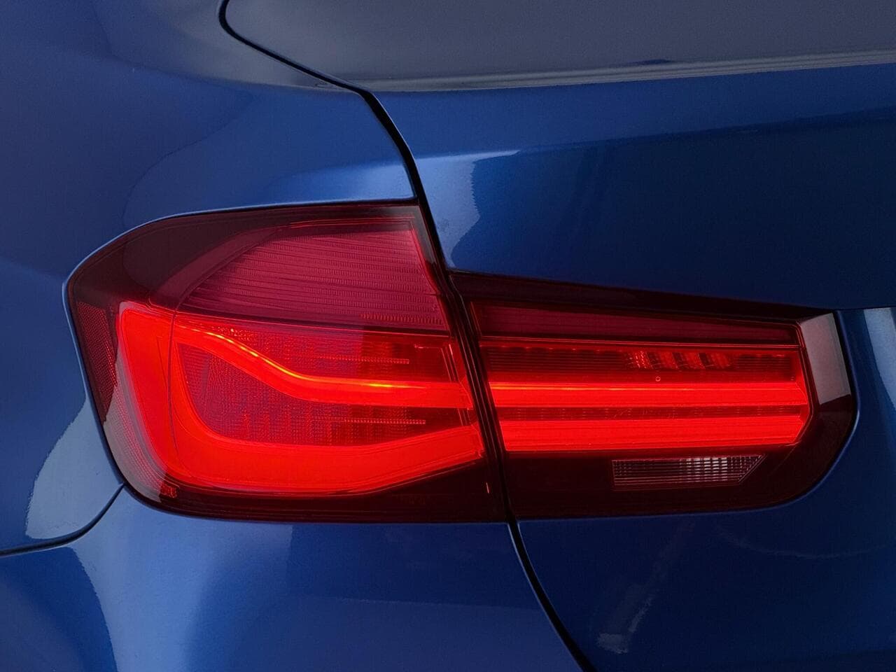 BMW 3 Series thumbnail Lights Rear