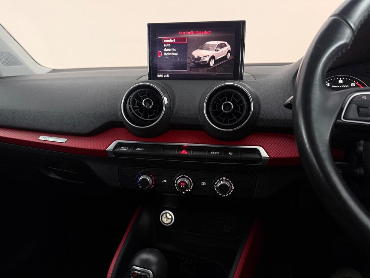 Audi Q2 thumbnail Infotainment System