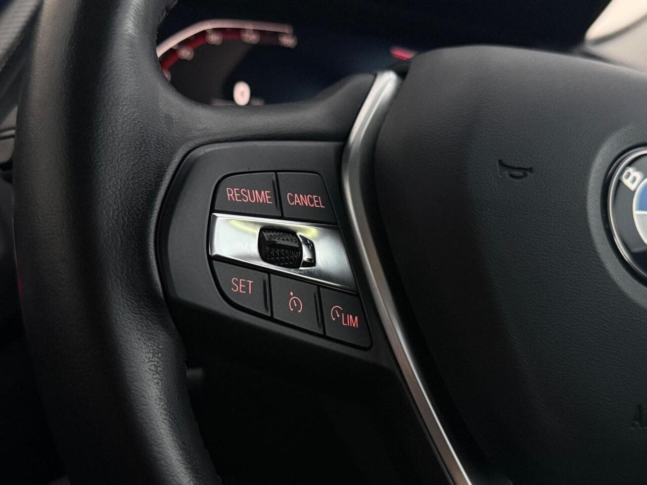 BMW 2 Series Gran Coupe thumbnail Misc Controls