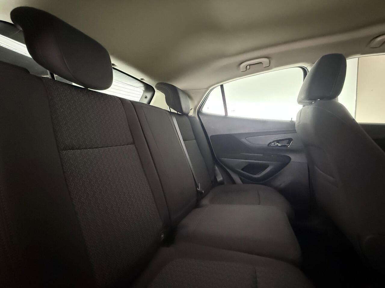 Vauxhall Mokka X thumbnail Seats Rear