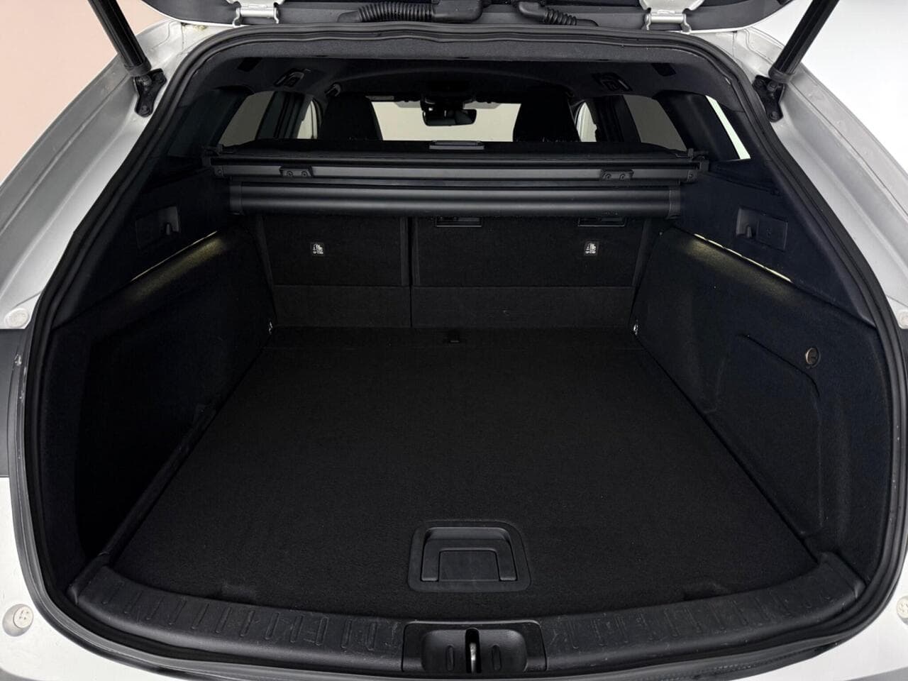 Toyota Corolla thumbnail Boot