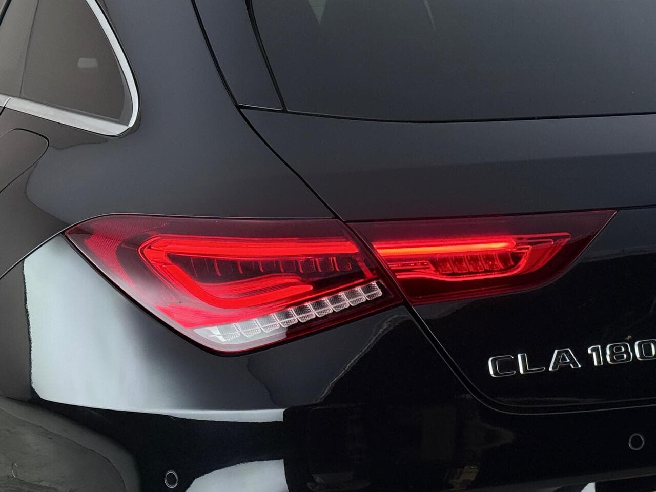 Mercedes-Benz CLA thumbnail Lights Rear