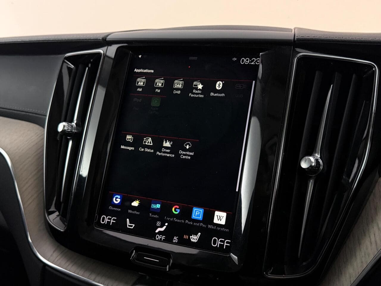 Volvo XC60 thumbnail Infotainment System