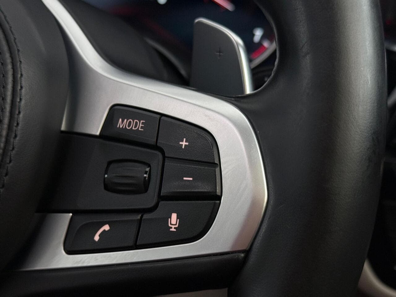 BMW 6 Series Gran Turismo thumbnail Misc Controls