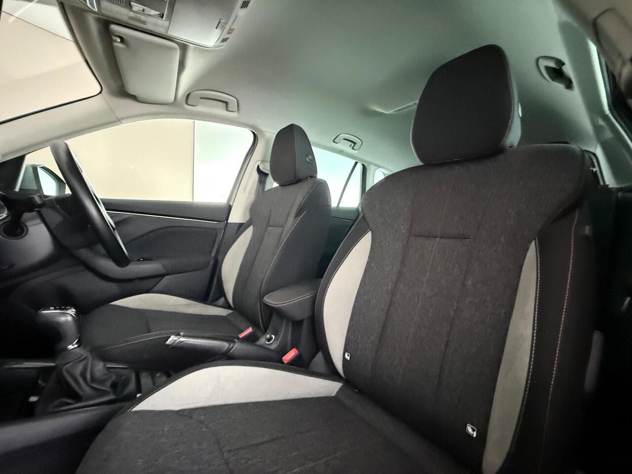 Skoda Kamiq thumbnail Seat Front Passenger