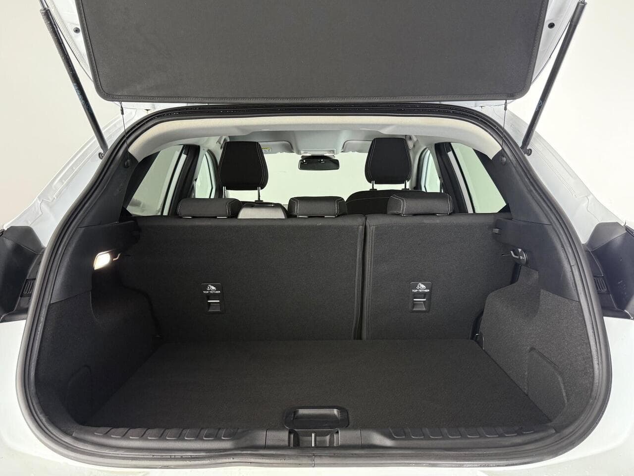 Ford Puma thumbnail Boot