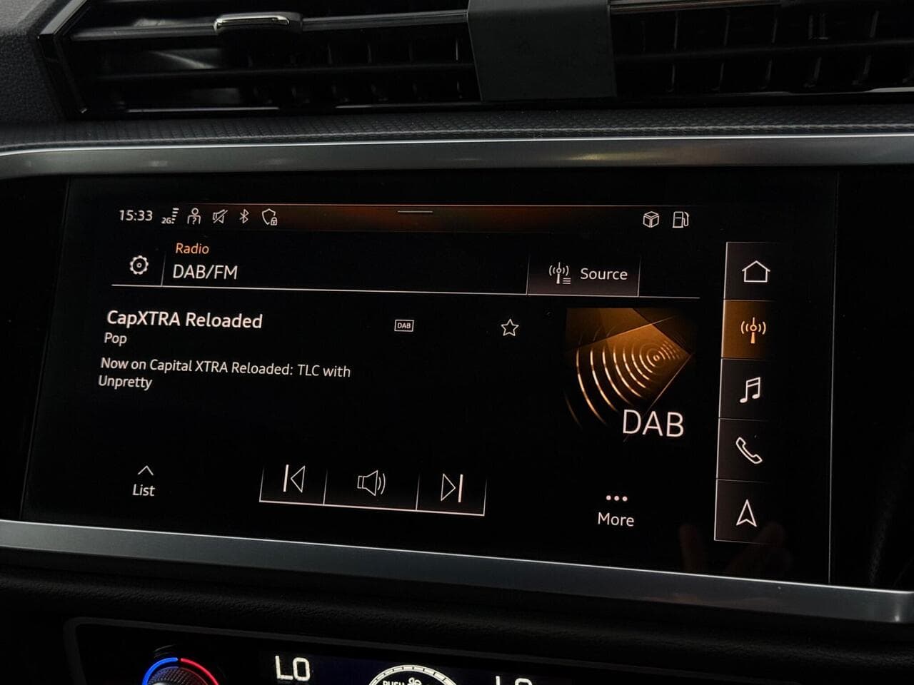 Audi Q3 thumbnail Infotainment System