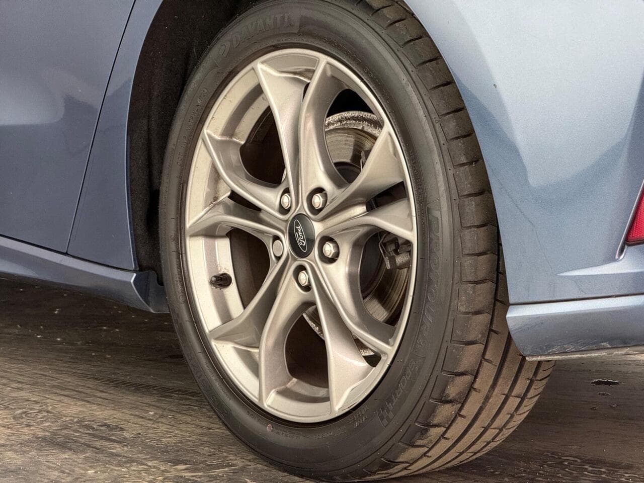 Ford Focus thumbnail Wheel