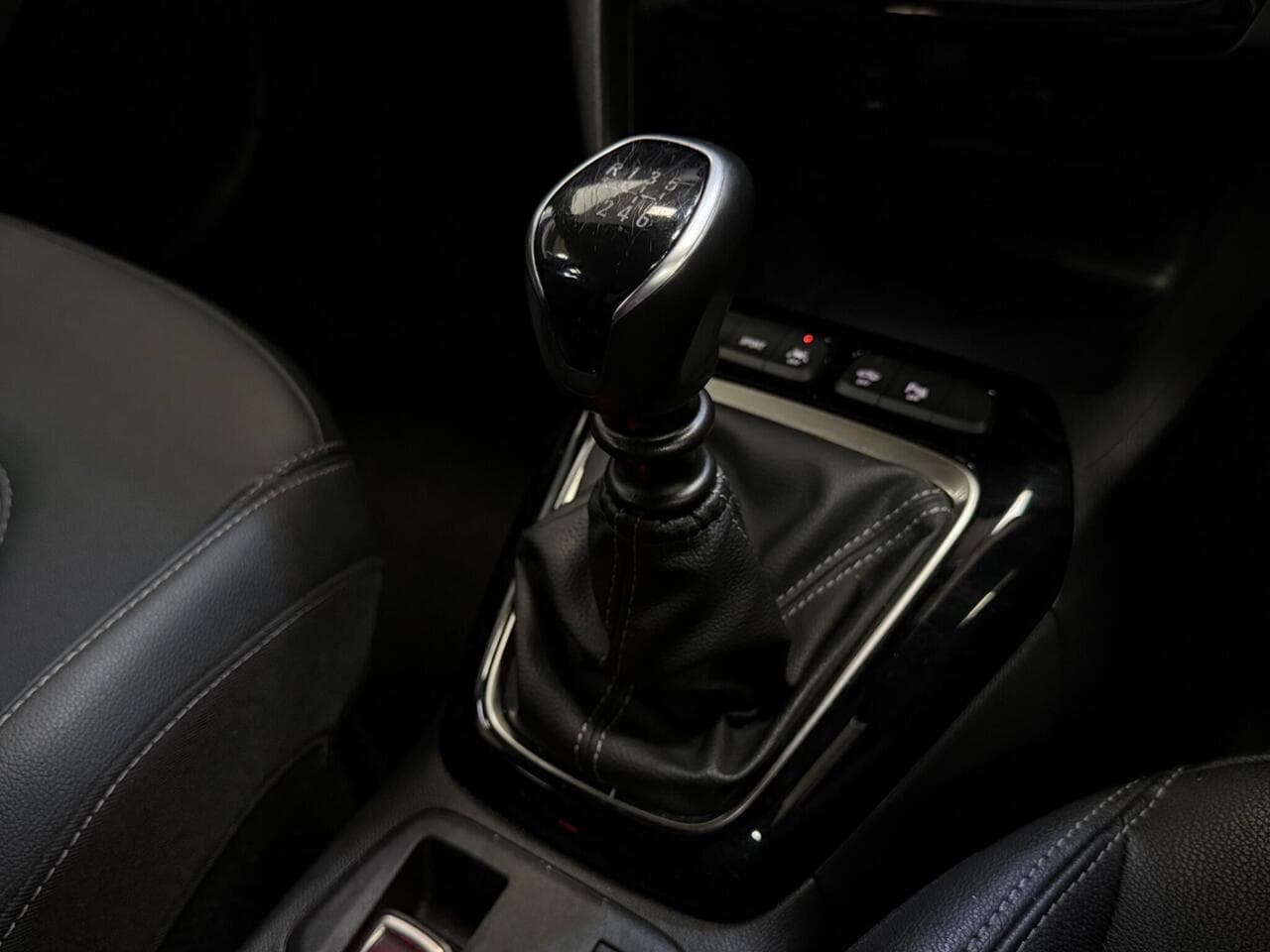 Vauxhall Corsa thumbnail Interior Front