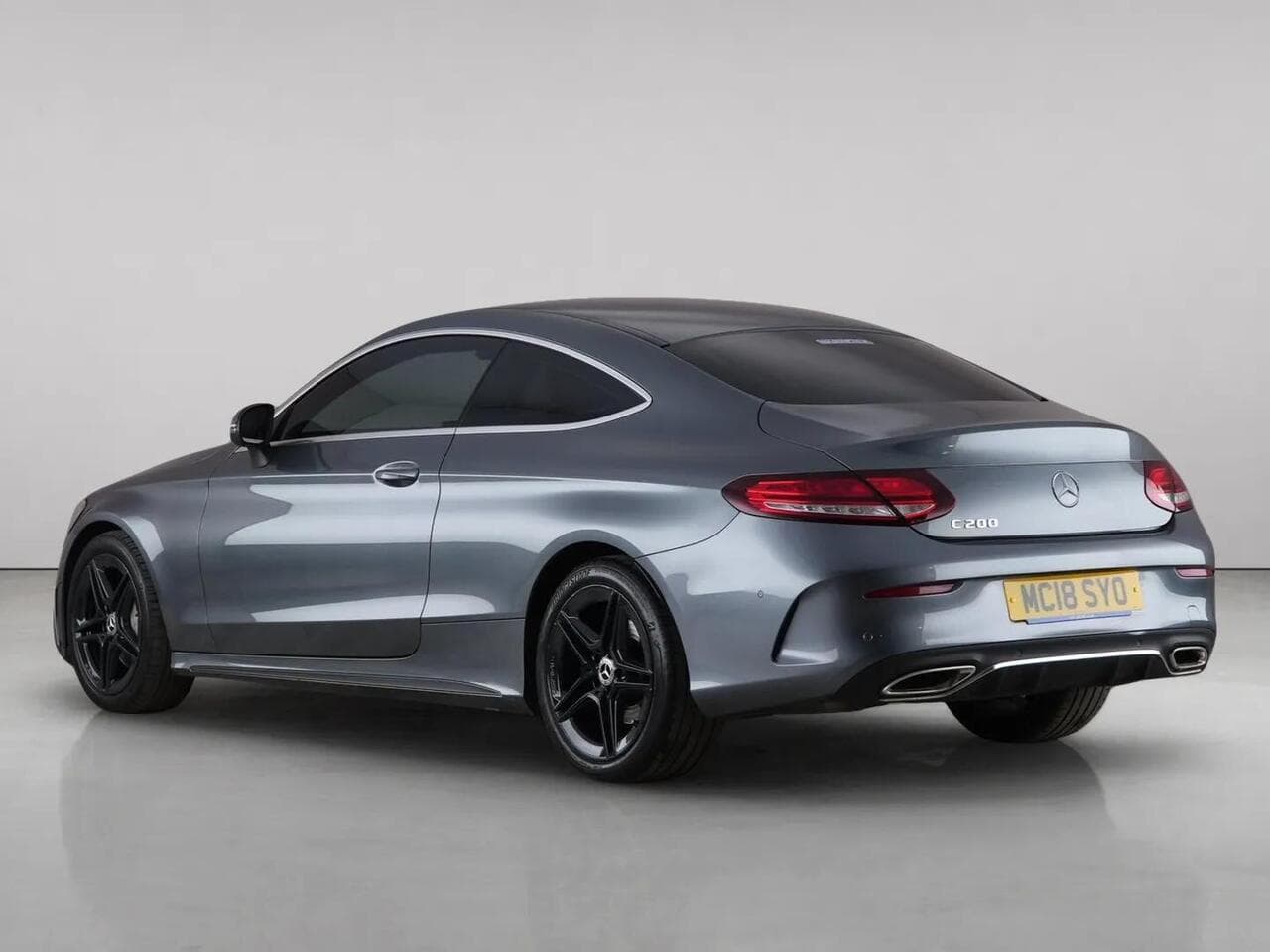 Mercedes-Benz C Class thumbnail Rear Left