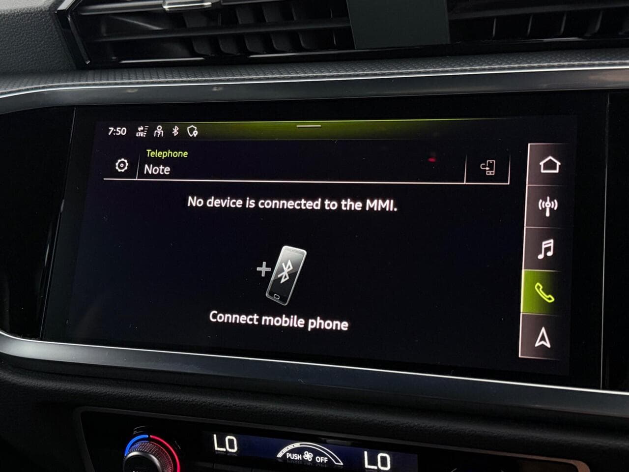 Audi Q3 thumbnail Infotainment System