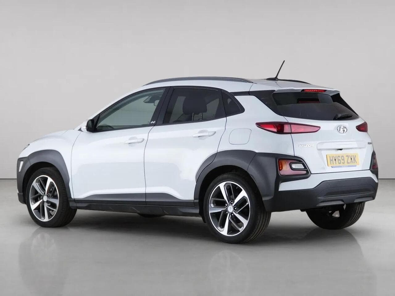 Hyundai KONA thumbnail Inconclusive