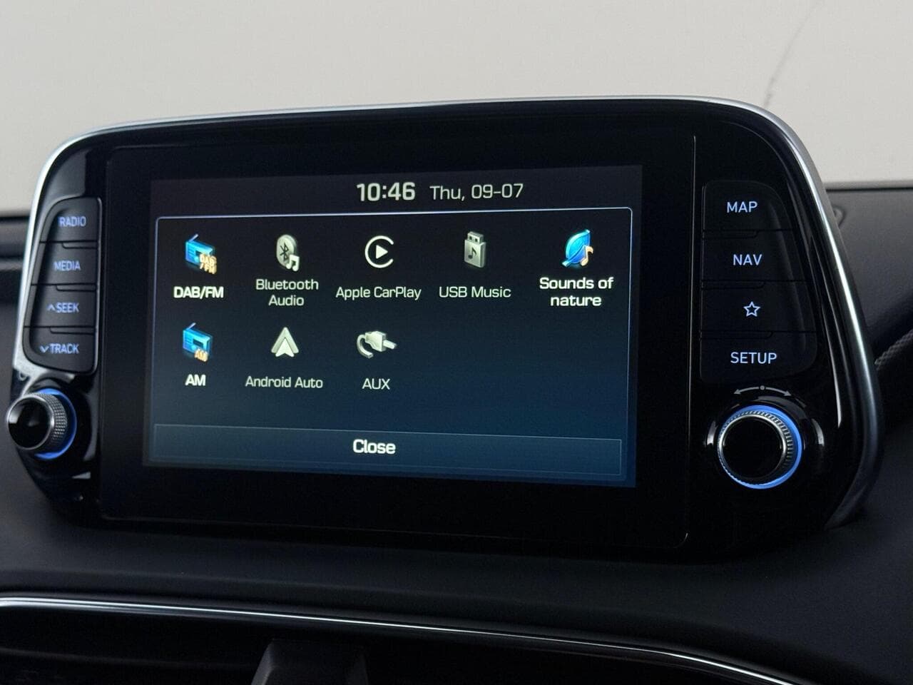 Hyundai Santa Fe thumbnail Infotainment System
