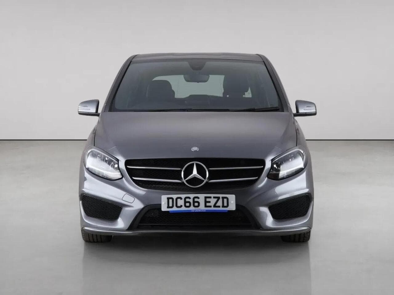 Mercedes-Benz B Class thumbnail Front