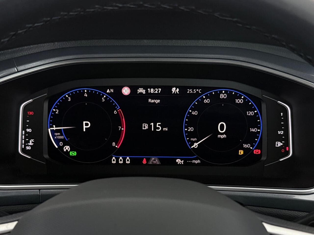 Volkswagen T-Roc thumbnail Driver Instruments