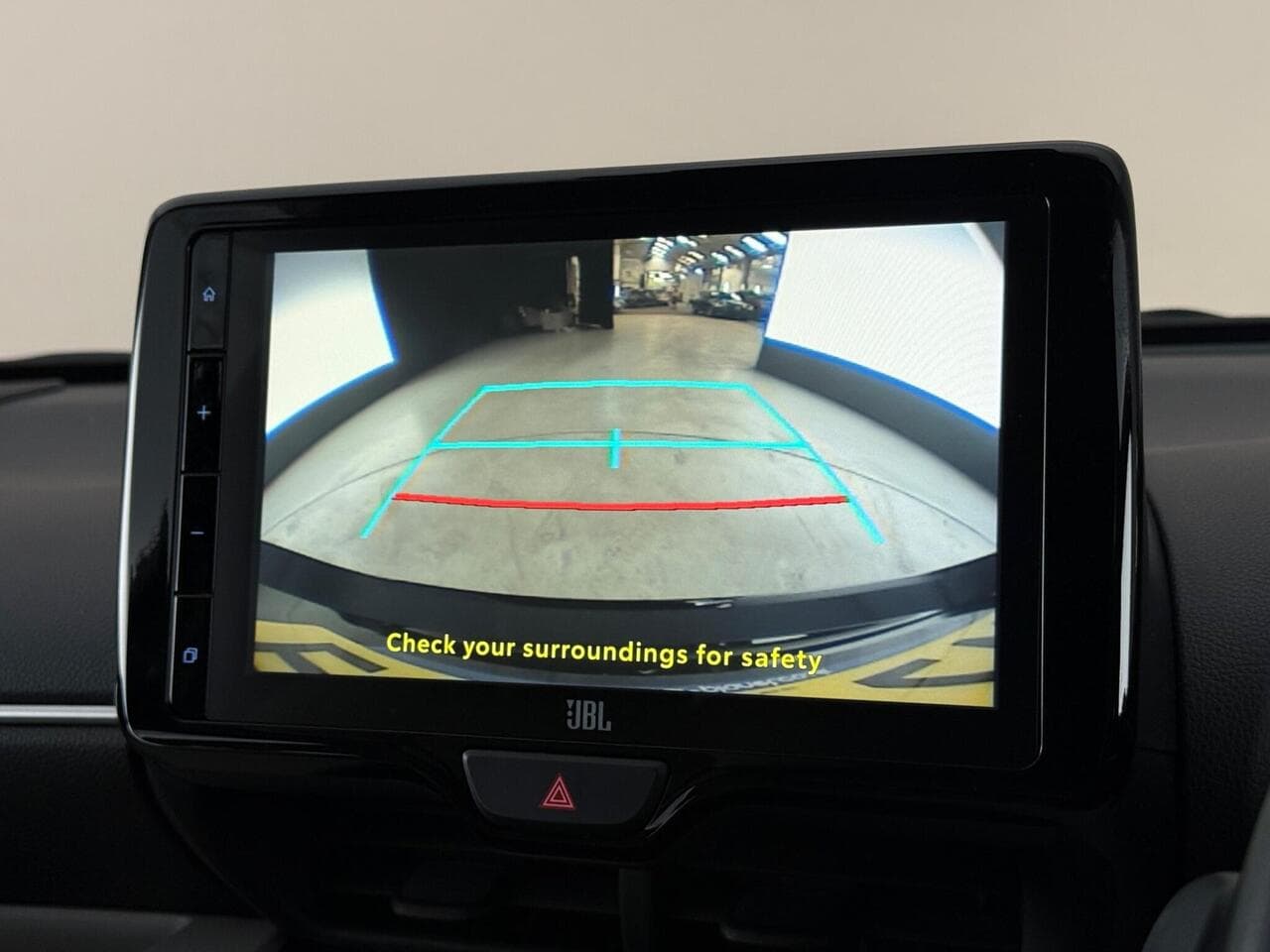 Toyota Yaris thumbnail Infotainment System
