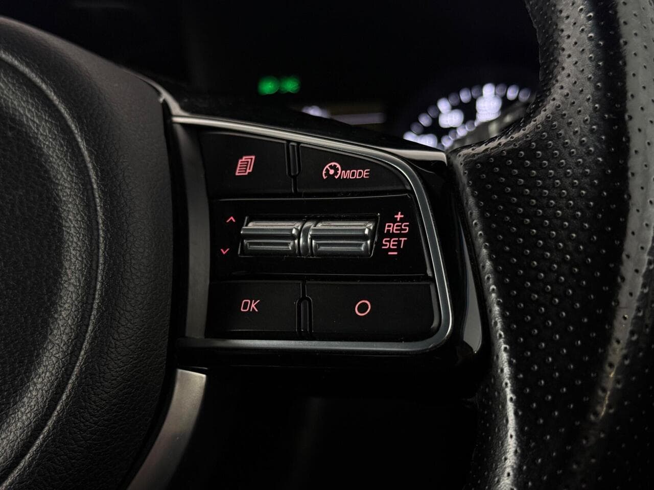 Kia Sportage thumbnail Misc Controls