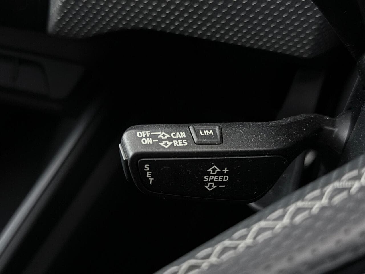 Audi A1 thumbnail Misc Controls