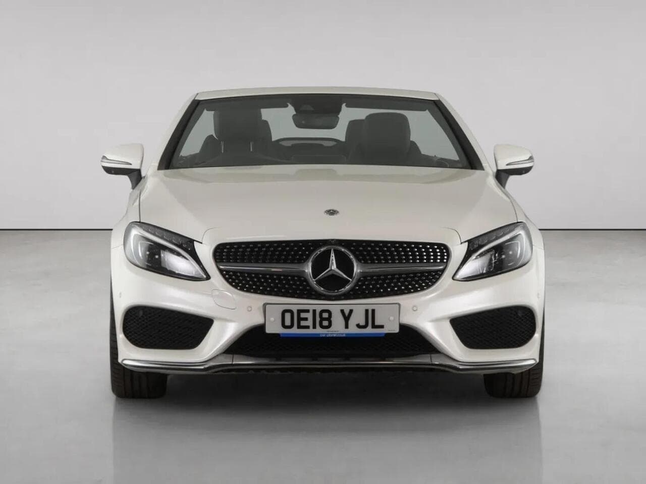 Mercedes-Benz C Class thumbnail Front