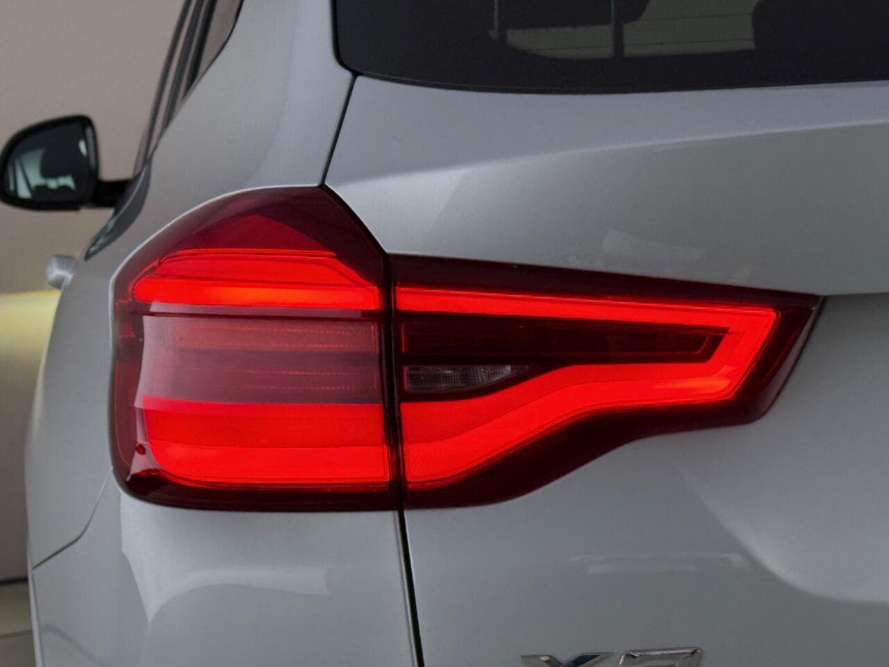 BMW X3 thumbnail Lights Rear