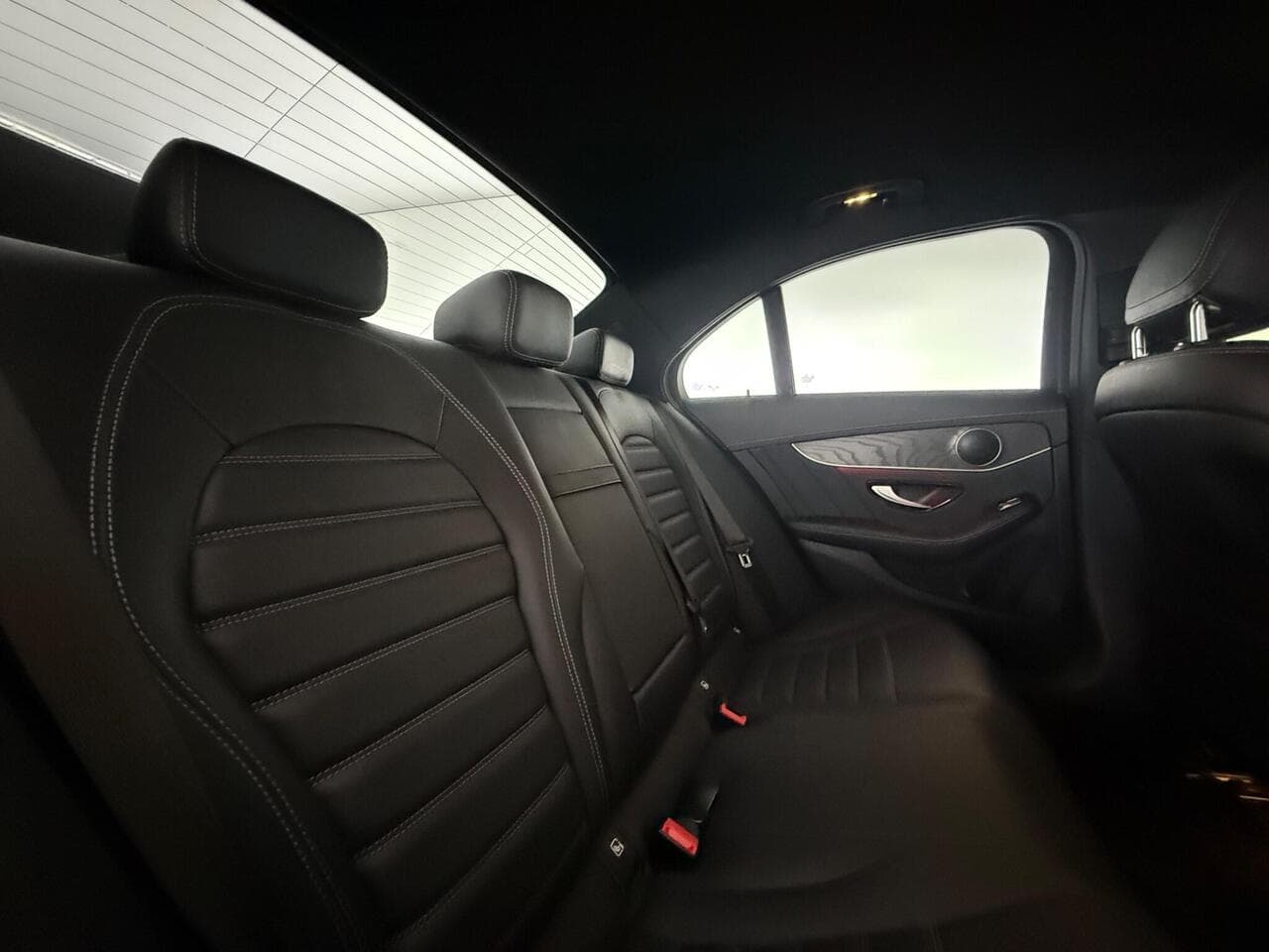 Mercedes-Benz C Class thumbnail Seats Rear