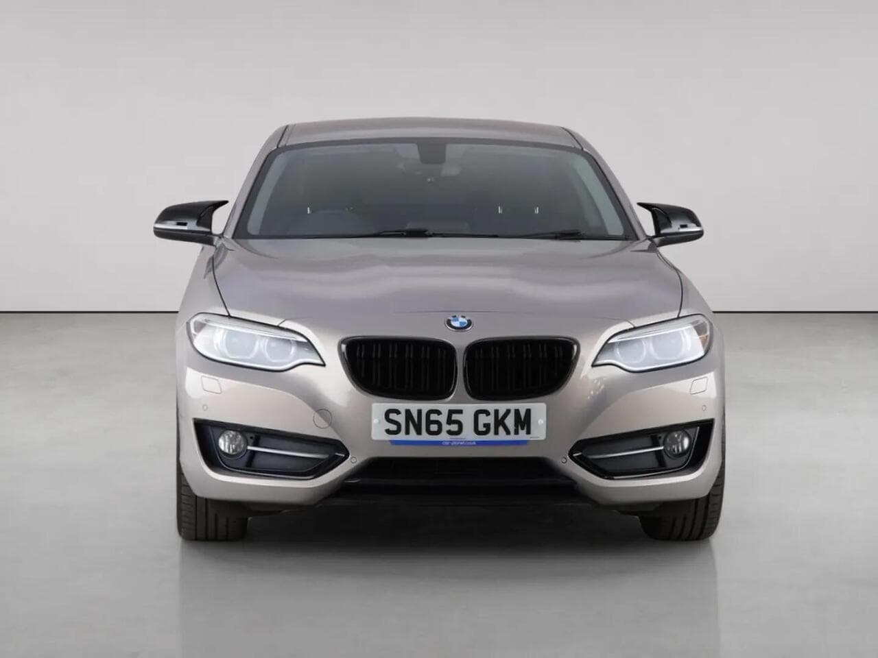 BMW 2 Series thumbnail Front