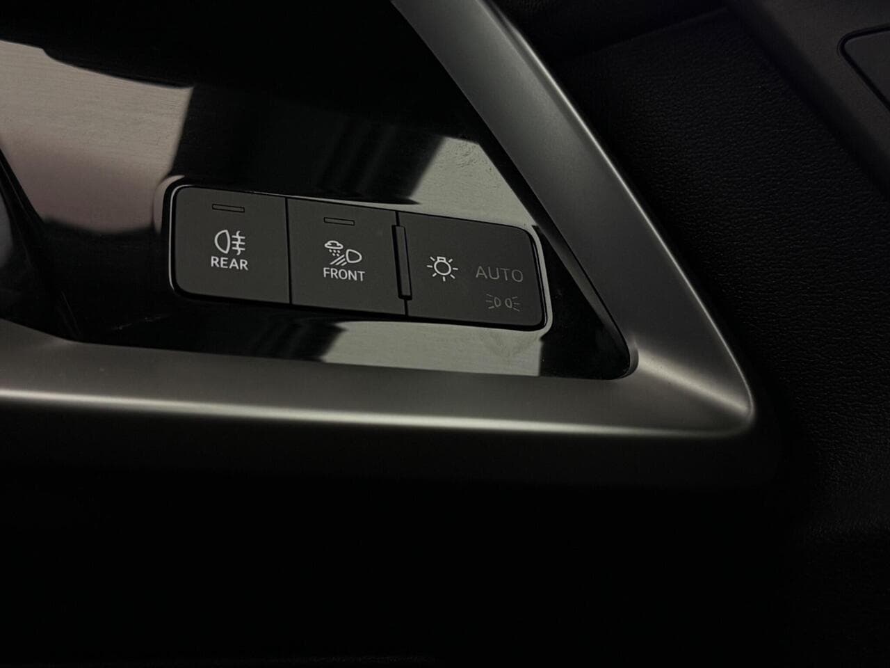 Audi A3 thumbnail Misc Controls