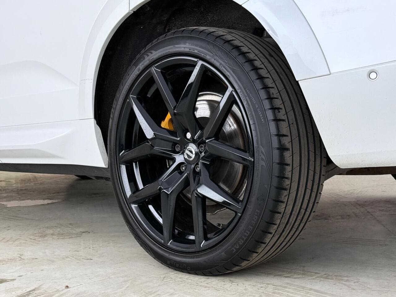 Volvo XC60 thumbnail Wheel