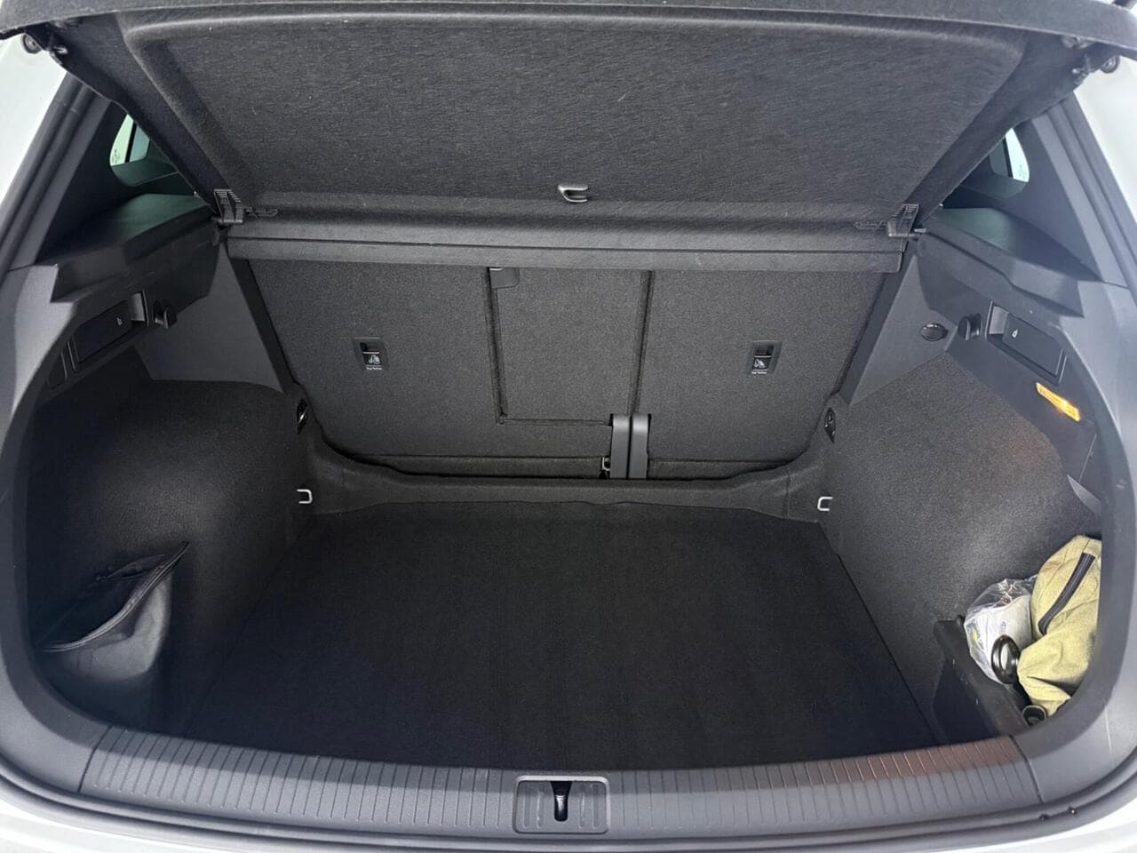Volkswagen Tiguan thumbnail Boot