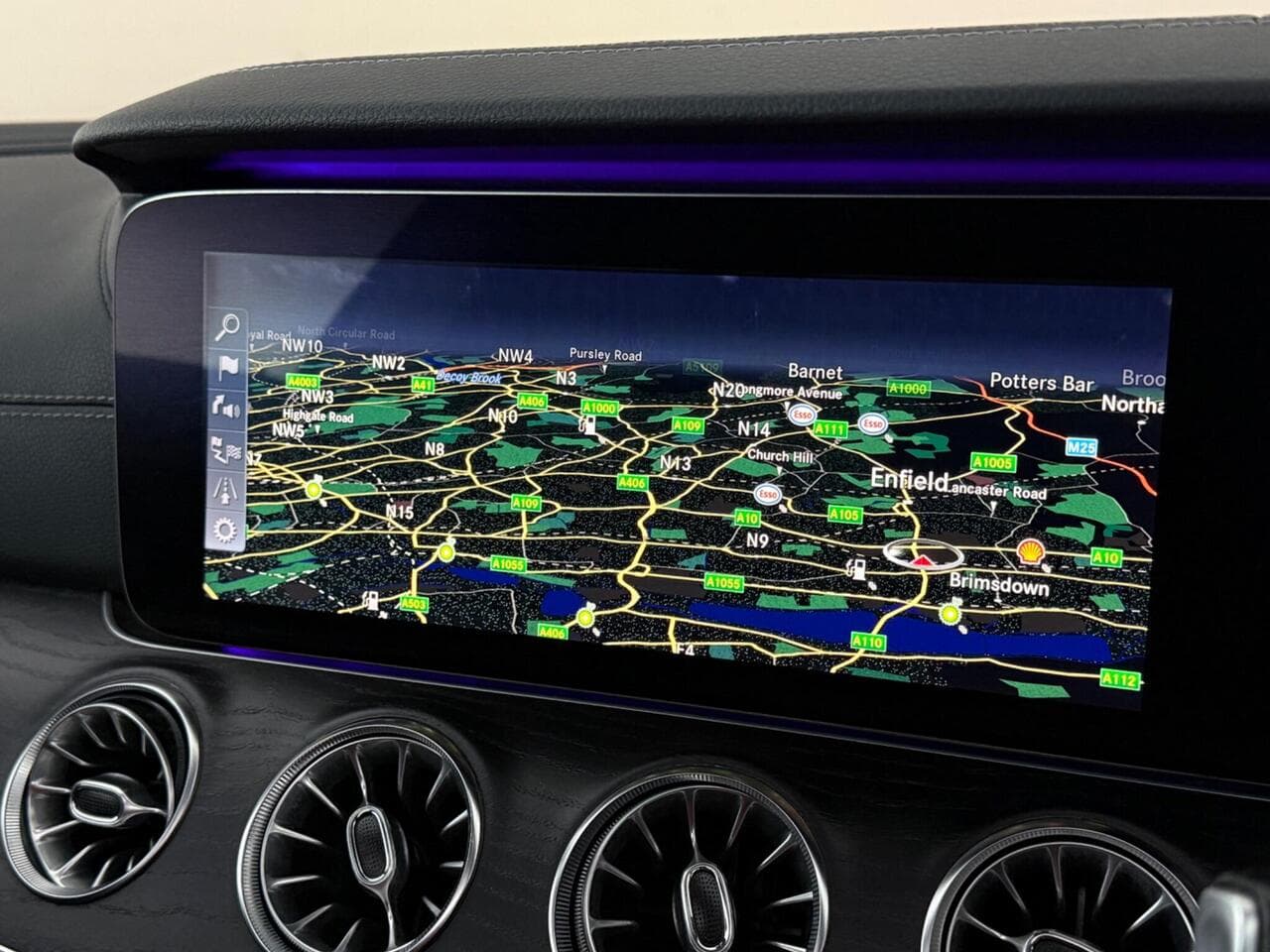 Mercedes-Benz E Class thumbnail Infotainment System