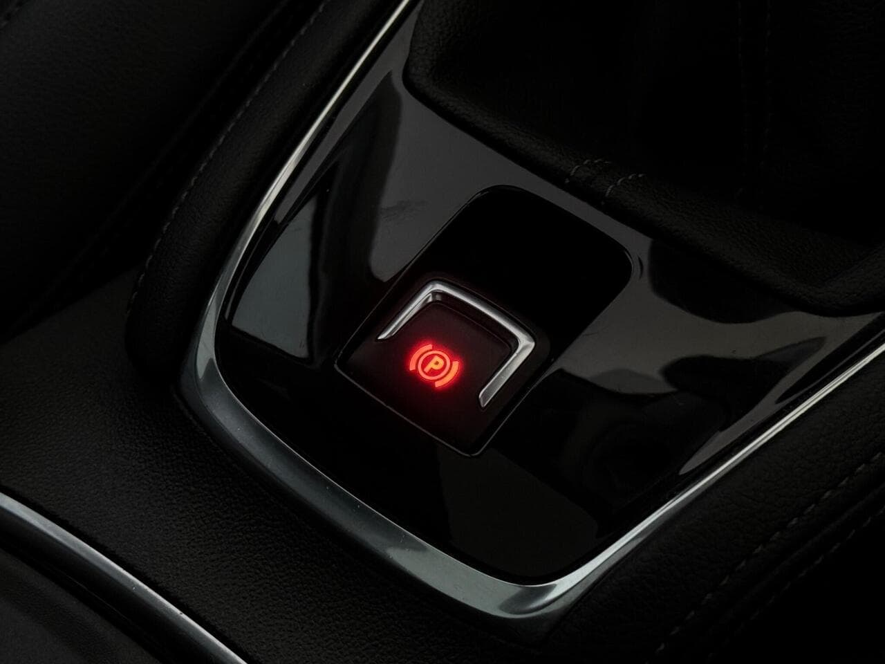 Vauxhall Grandland X thumbnail Misc Controls