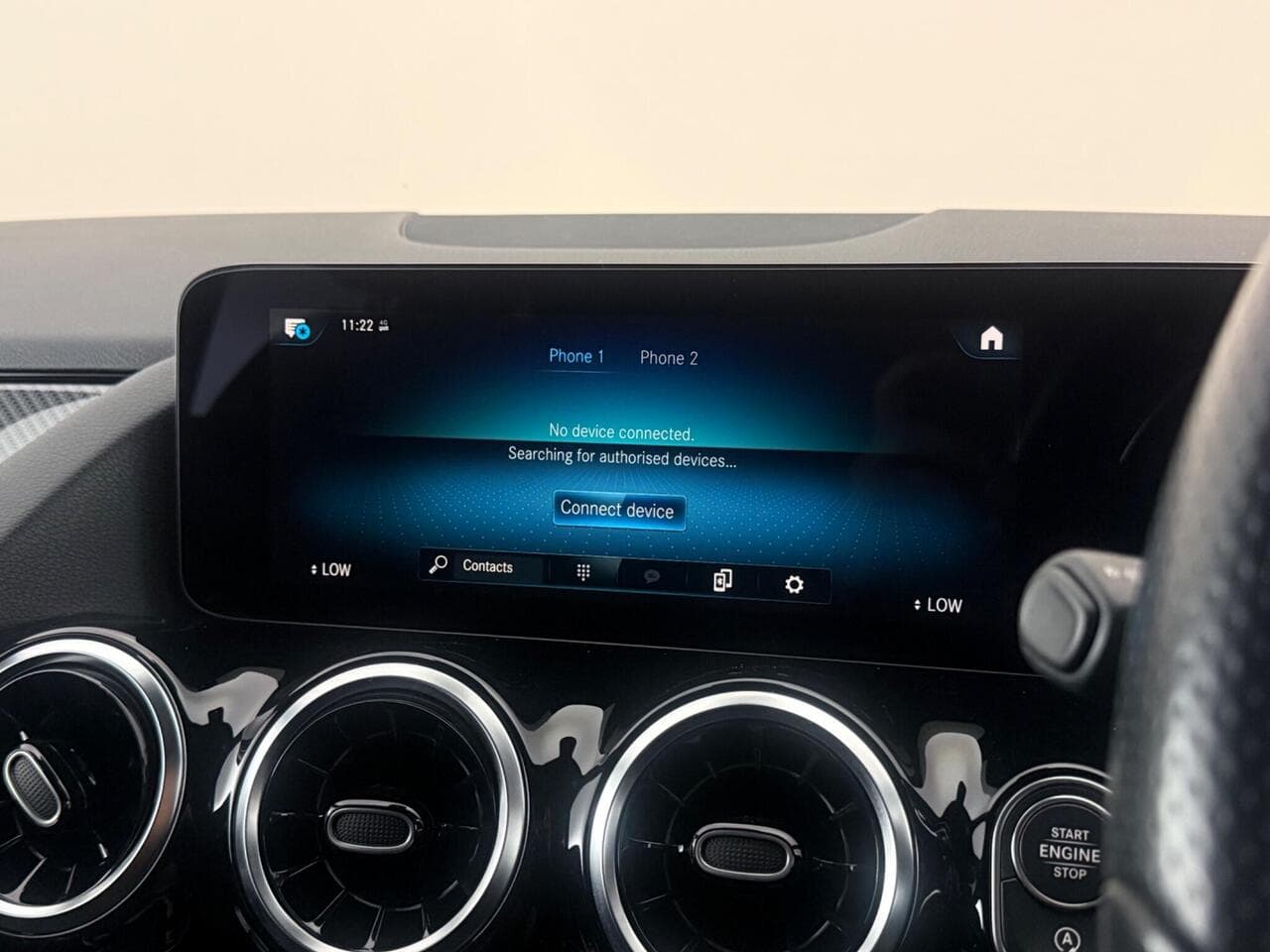 Mercedes-Benz GLA thumbnail Infotainment System