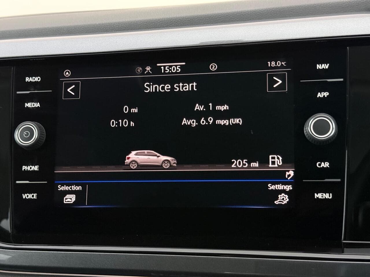Volkswagen Polo thumbnail Infotainment System