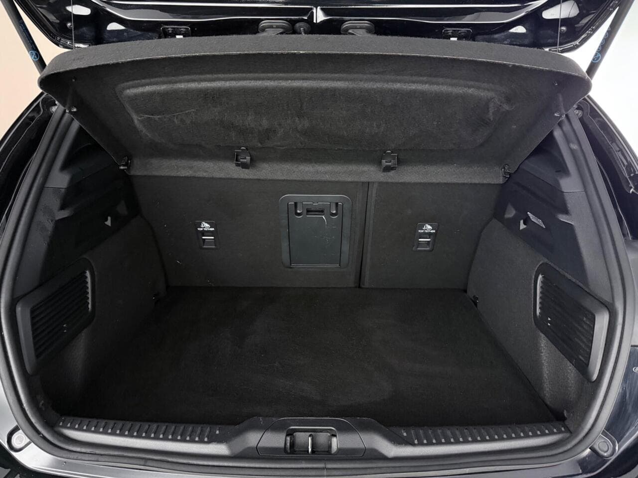 Ford Focus thumbnail Boot