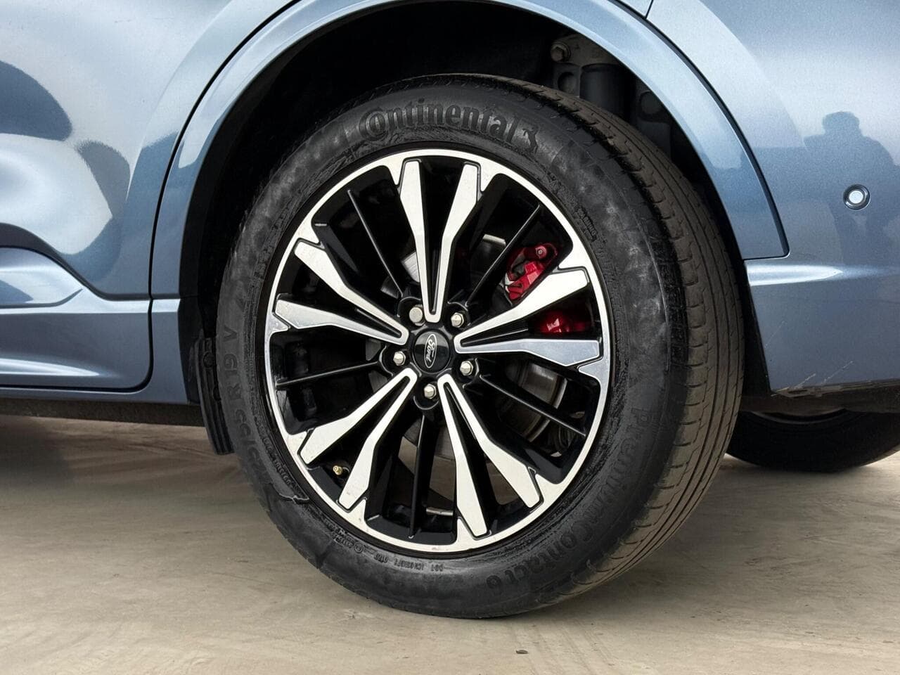 Ford Kuga thumbnail Wheel
