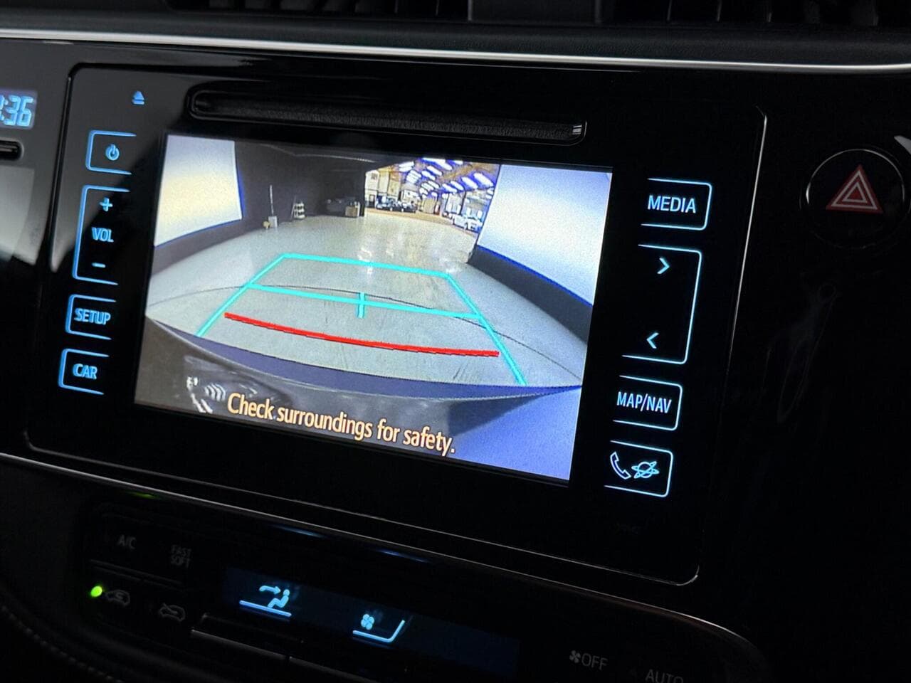 Toyota Auris thumbnail Infotainment System