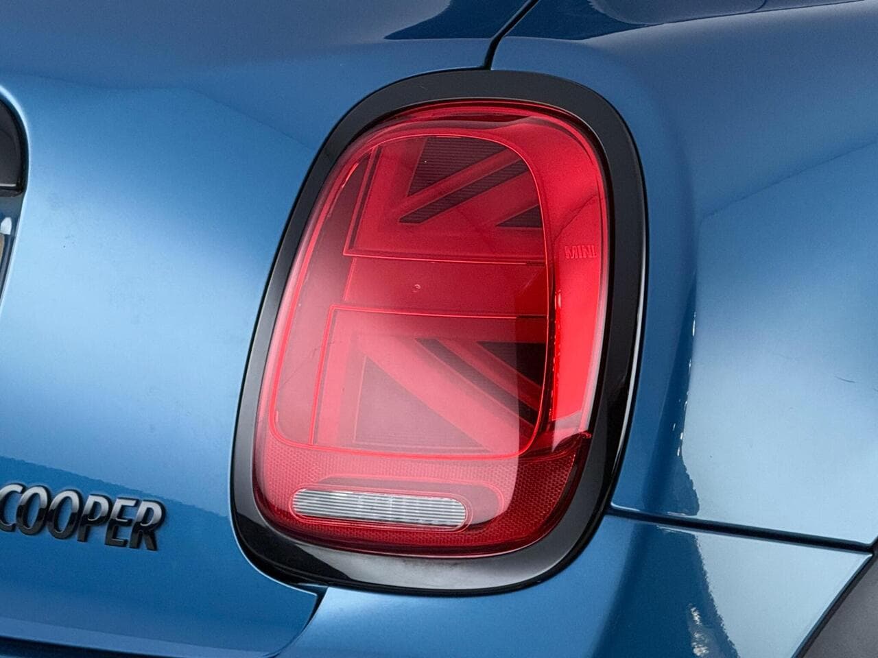 MINI Hatch thumbnail Lights Rear