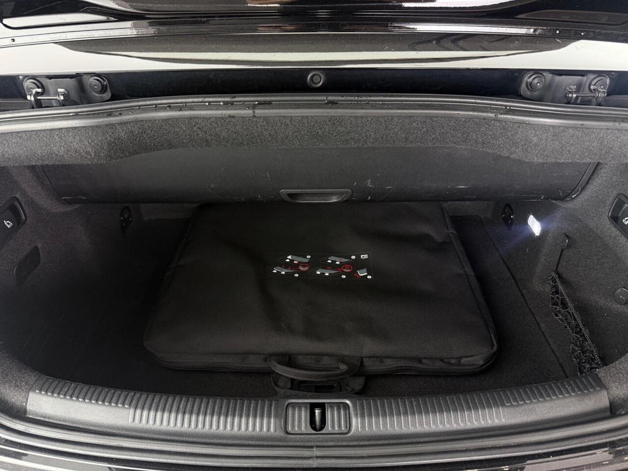 Audi A3 Cabriolet thumbnail Boot
