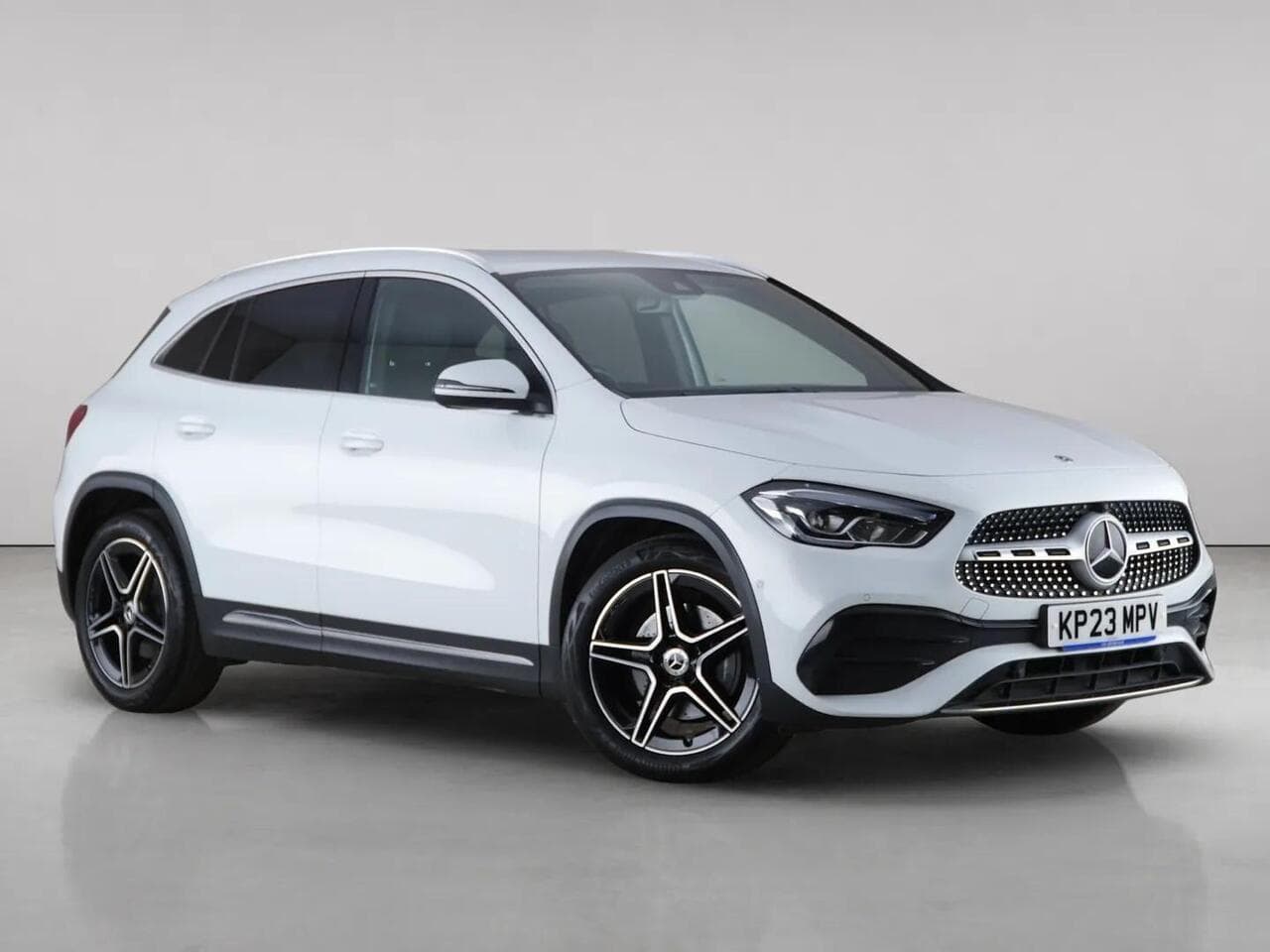 Mercedes-Benz GLA - Mercedes-Benz GLA 2.0 GLA220d AMG Line (Executive) 8G-DCT 4MATIC Euro 6 (s/s) 5dr