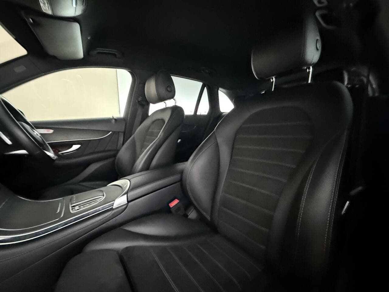Mercedes-Benz GLC thumbnail Seat Front Passenger