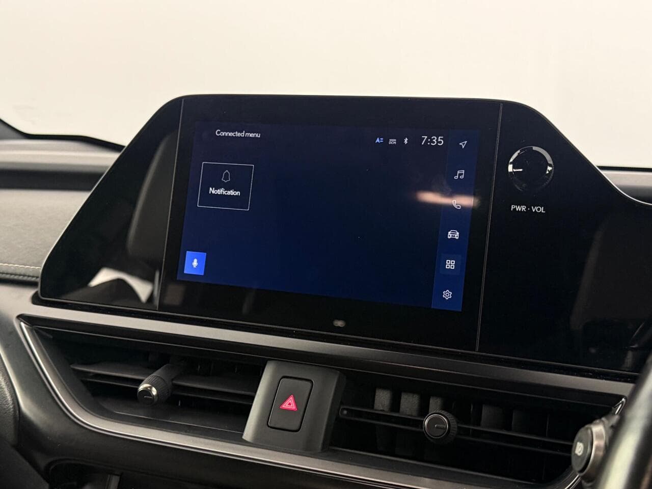 Lexus UX thumbnail Infotainment System