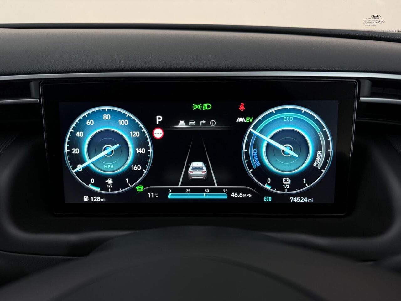 Hyundai TUCSON thumbnail Driver Instruments