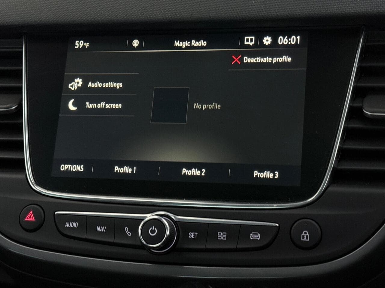 Vauxhall Crossland thumbnail Infotainment System