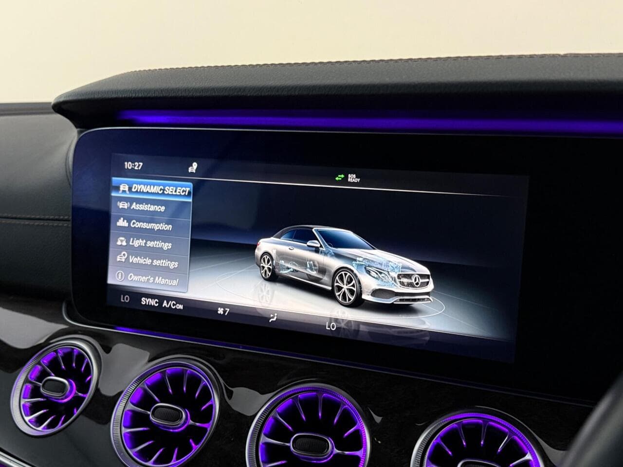 Mercedes-Benz E Class thumbnail Infotainment System