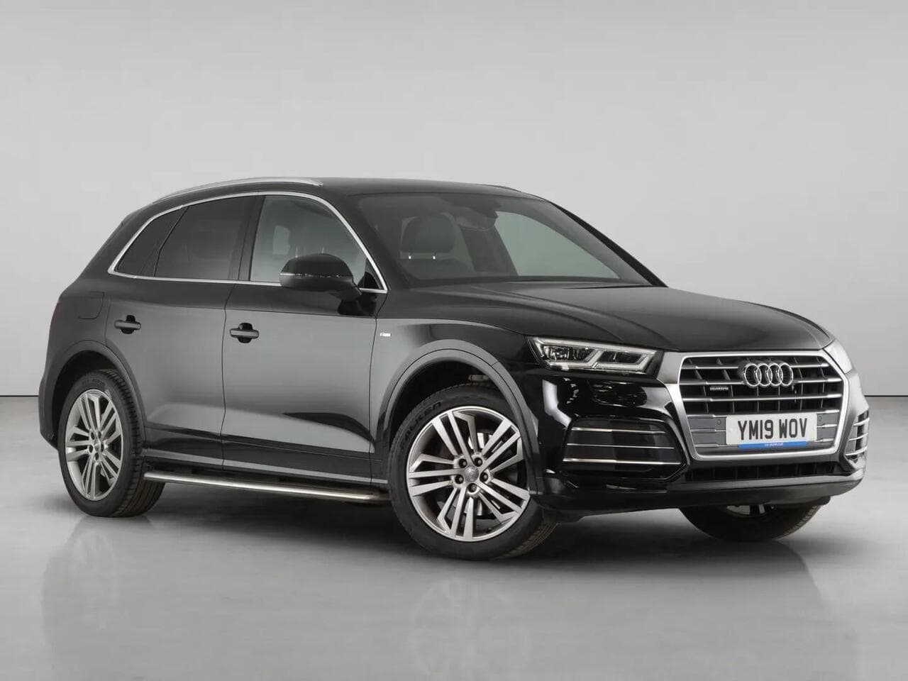 Audi Q5 - Audi Q5 2.0 TDI 40 S line SUV 5dr Diesel S Tronic quattro Euro 6 (s/s) (190 ps)
