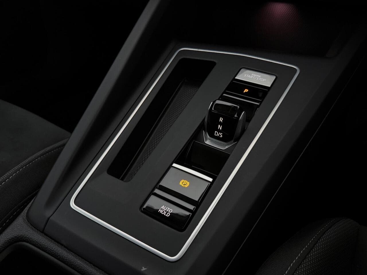 Volkswagen Golf thumbnail Misc Controls