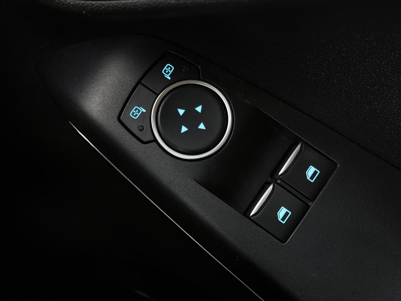 Ford Fiesta thumbnail Misc Controls