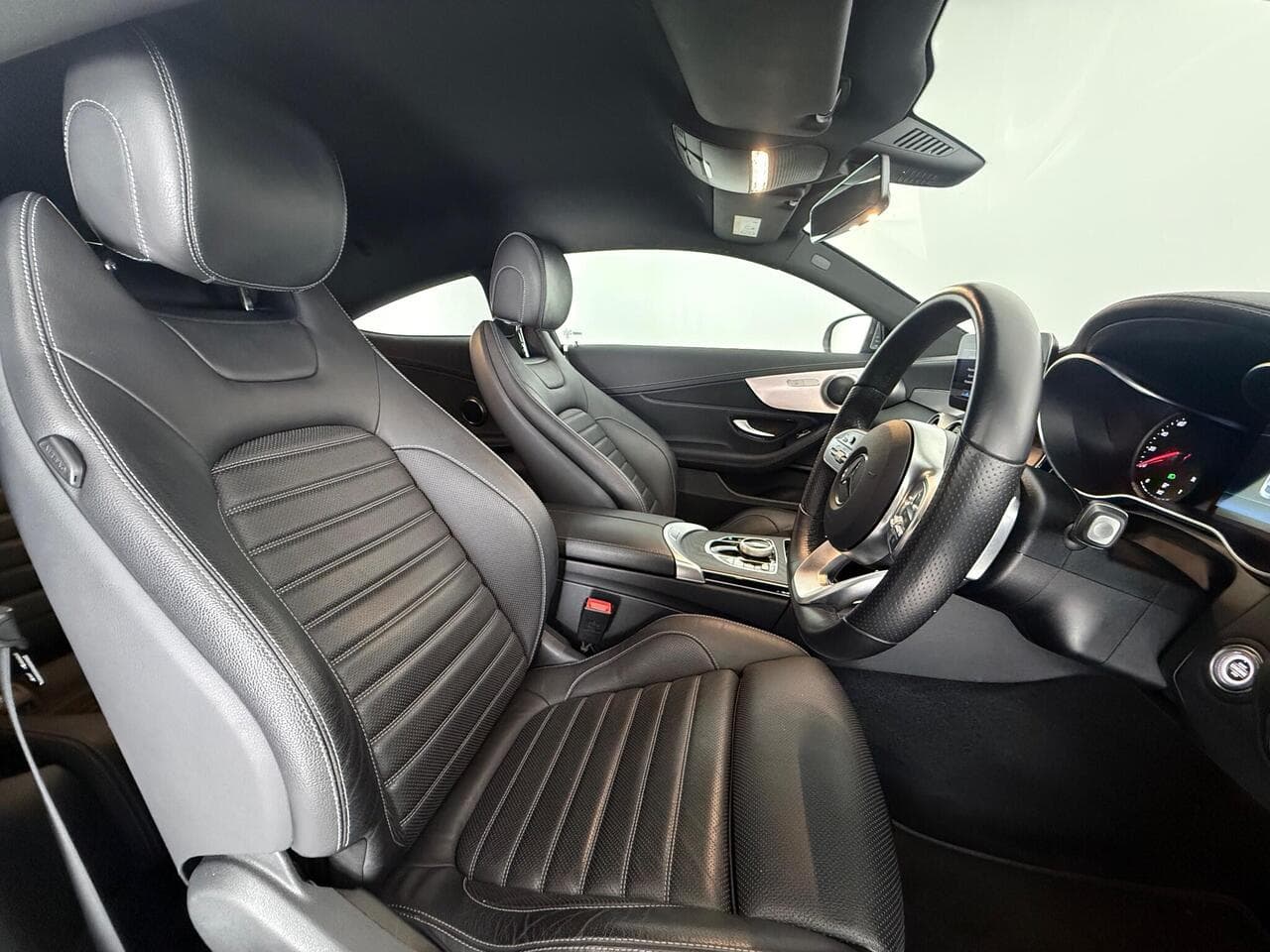 Mercedes-Benz C Class thumbnail Seat Driver
