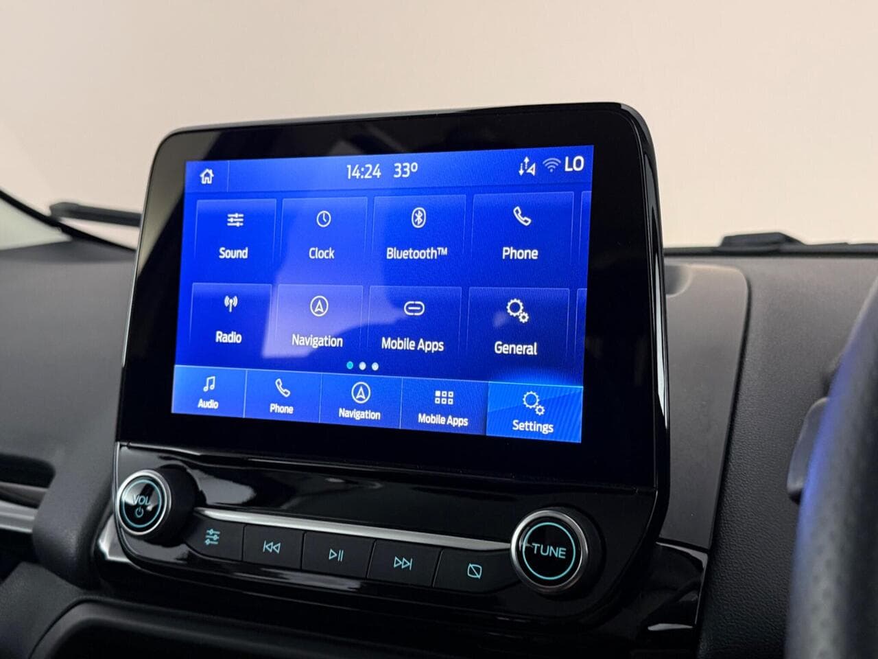 Ford EcoSport thumbnail Infotainment System
